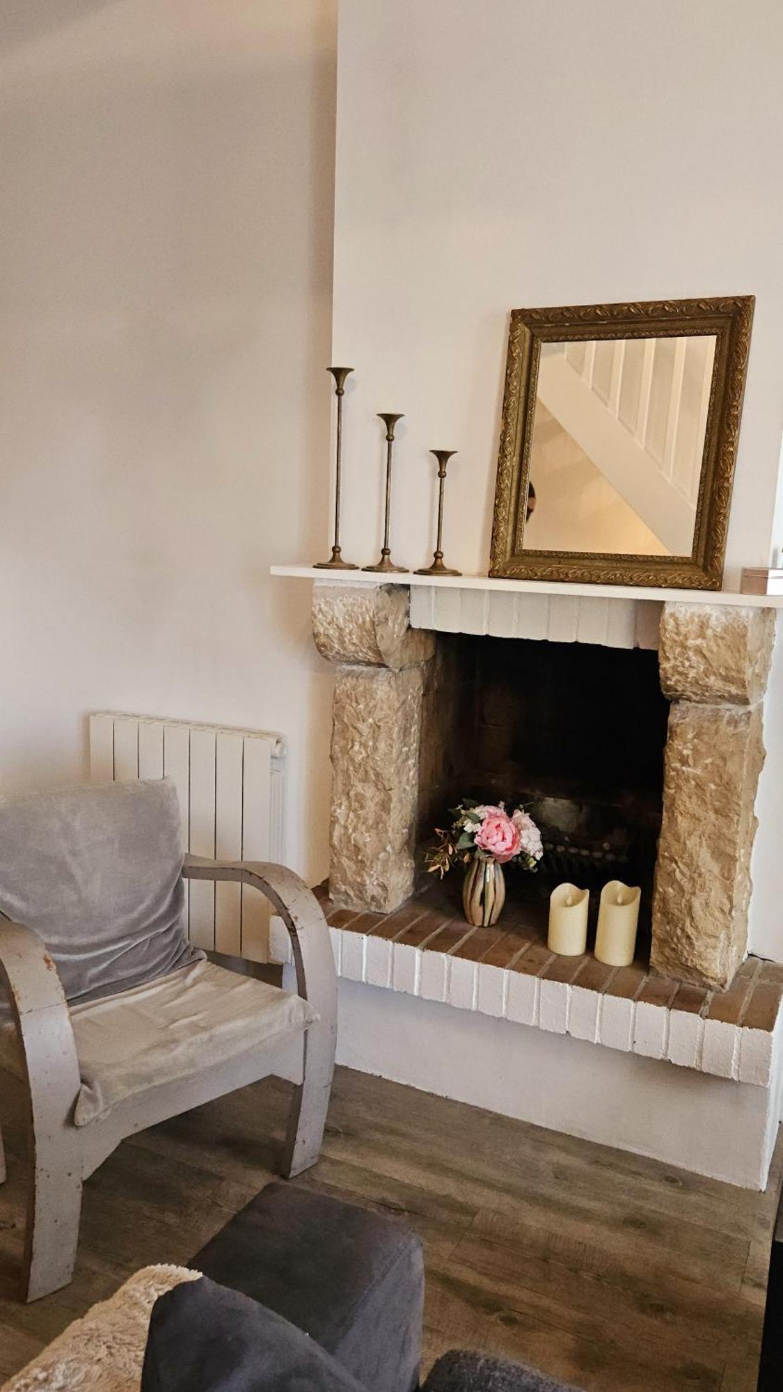 Au Calme En Vieille Ville - Proche Lac - Ambiance Esprit Brocante 阿讷西 外观 照片